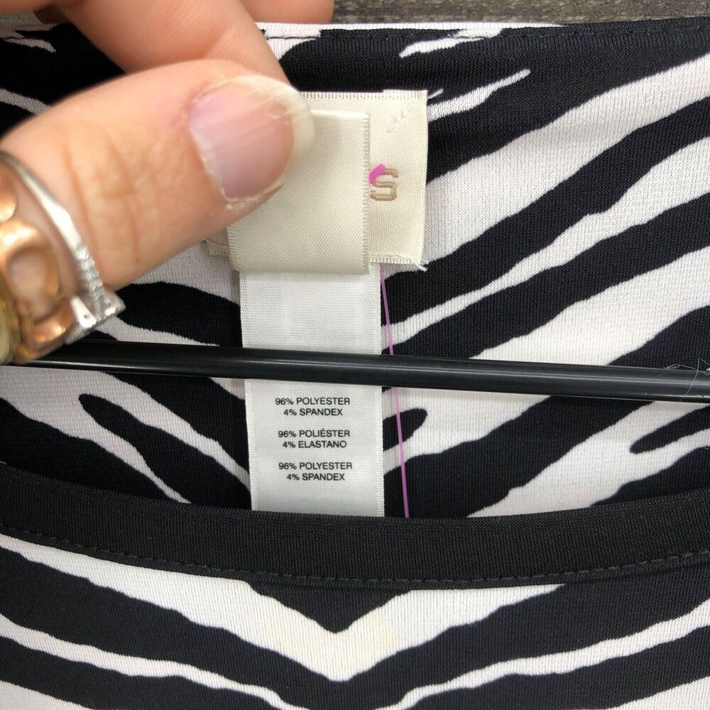 Chico's Women's Knit Kit Classic Zebra Top Blouse Size 0/S/4 Flowing Sleeves - Picture 4 of 9